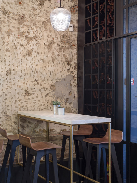 NUDE. Coffee & Wine Bar | Manufacturer references | Zeitraum