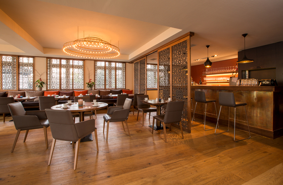 Mazza Restaurant | Riferimenti di produttori | Rolf Benz