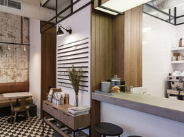 NUDE. Coffee & Wine Bar | Manufacturer references | Zeitraum