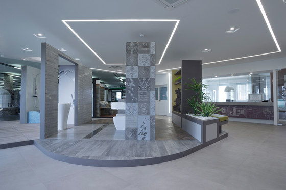 Line Pro light trimless recessed system | Lámparas empotrables de pared | Aqlus