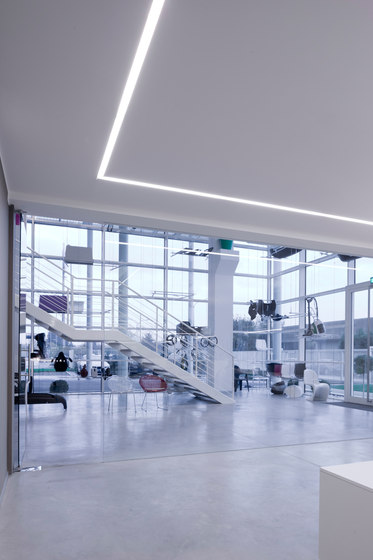 Line Pro light trimless recessed system | Lámparas empotrables de pared | Aqlus