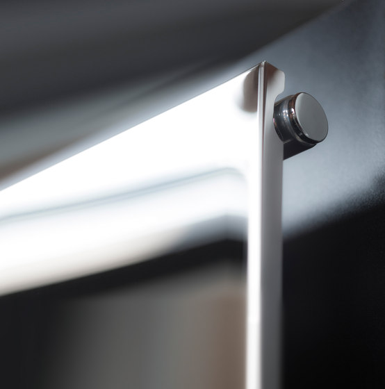 Plate Verticale | Radiators | Deltacalor
