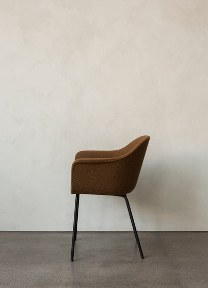 Harbour Column Dining Table | 105 / Estremoz Marble | Tavoli pranzo | Audo Copenhagen