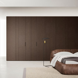 Center Coplanar Doors | Cloakroom cabinets | Former