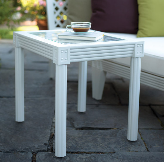 QUADRATL CHAISE LOUNGE WITH ARMS | Lettini giardino | JANUS et Cie