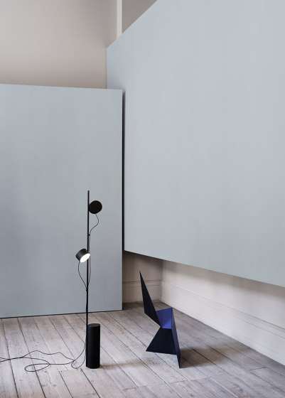 Post Floor Lamp | Lámparas de pie | Muuto