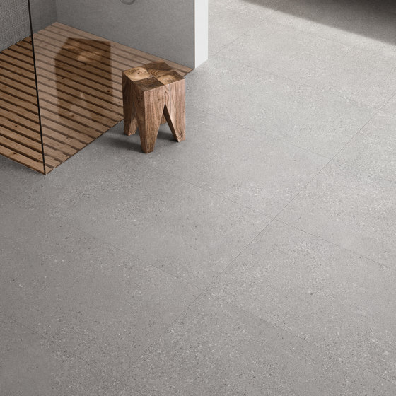 GrainStone White Fine Grain | Ceramic tiles | EMILGROUP