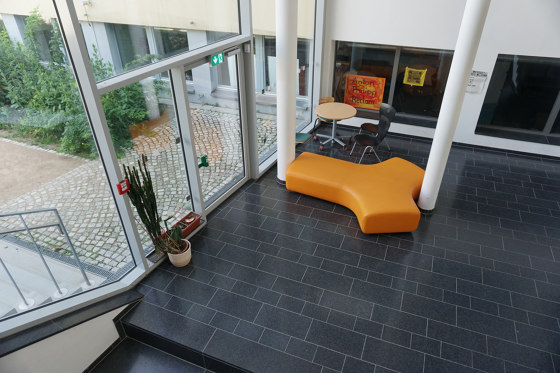 Standard | Terrazzo 93.00 BONO | Concrete panels | Euval