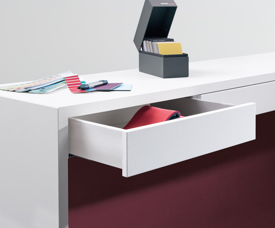 K-Modul Stand | Stehtische | werner works