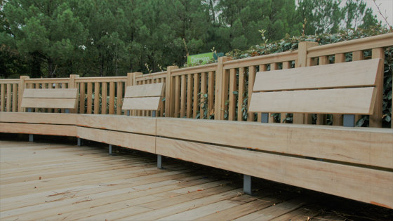 Isola III bench | Bancos | Euroform W