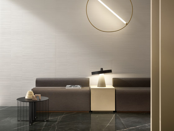3D Wall Plaster Combed White 50X120 | Ceramic tiles | Atlas Concorde