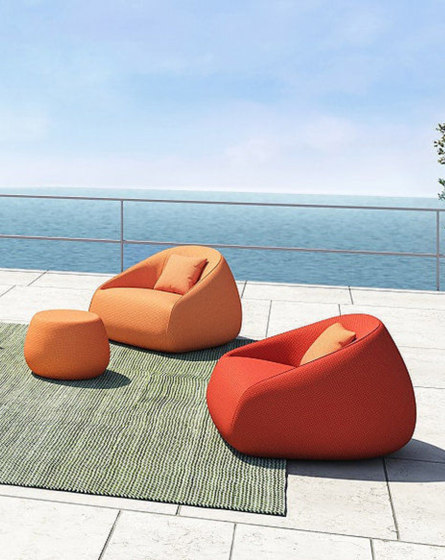 Sunday Oval Ottoman 120x80xH32cm | Pufs | Design Pergola