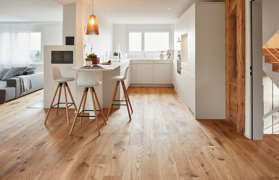 Villapark Oak slightly smoked Crema 15 | Suelos de madera | Bauwerk Parkett