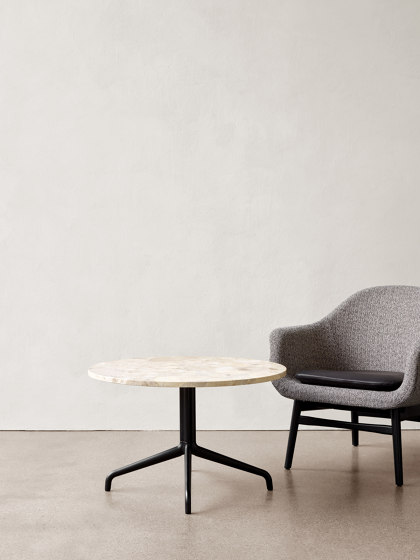 Harbour Column Dining Table | 105 / Estremoz Marble | Tavoli pranzo | Audo Copenhagen