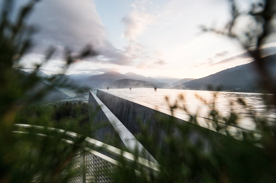 Hubertus Hotel | Manufacturer references | Casalgrande Padana