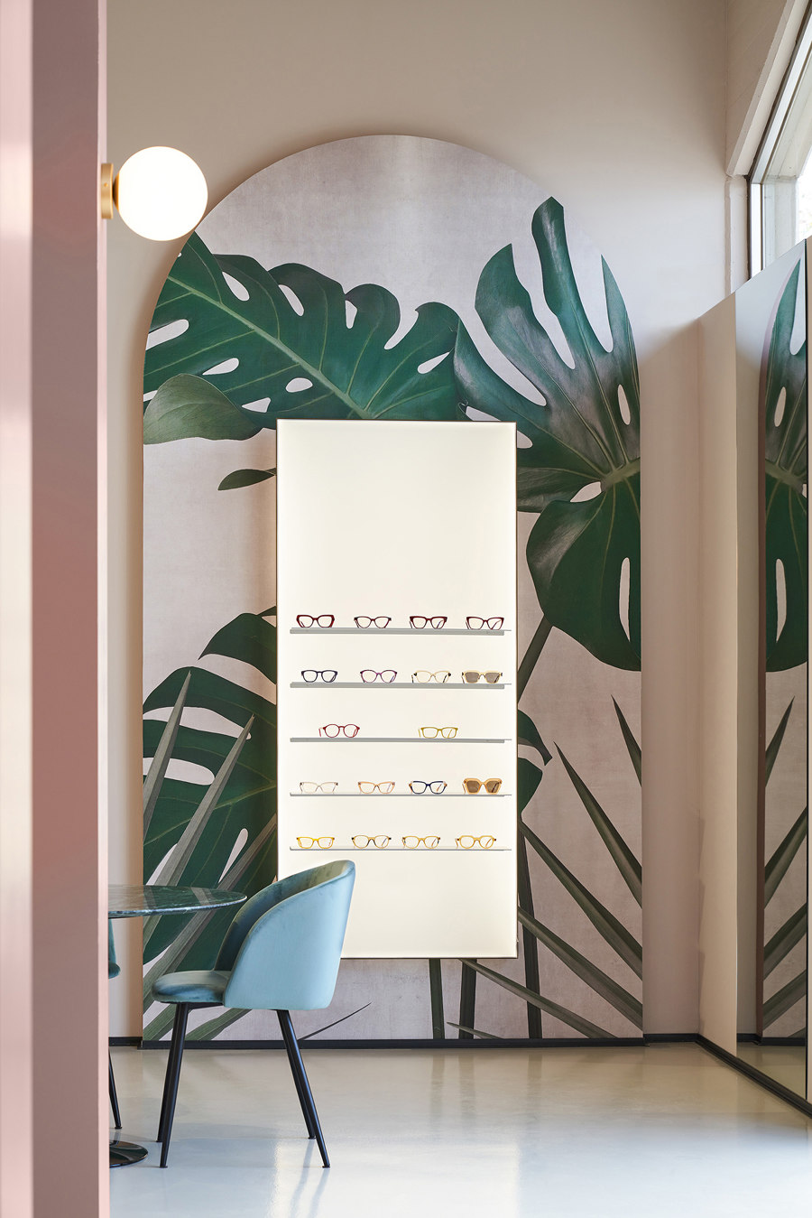Emotional retail design: a mix of comfort and urban charm | Manufacturer references | GLAMORA