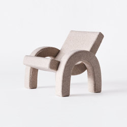 Arco Lounge Chair Boucle Natural | Sillas | Dusty deco