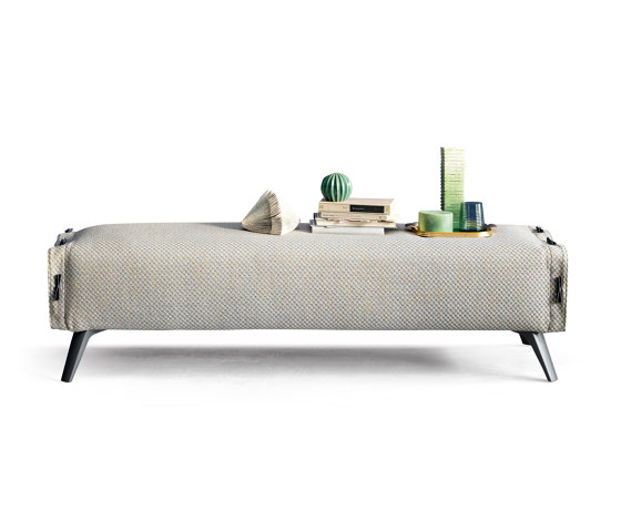 Cuff bench | Pouf | Bonaldo