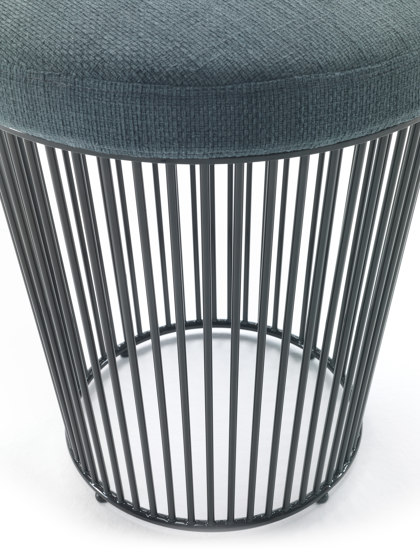 Berry pouf | Taburetes | Flexform