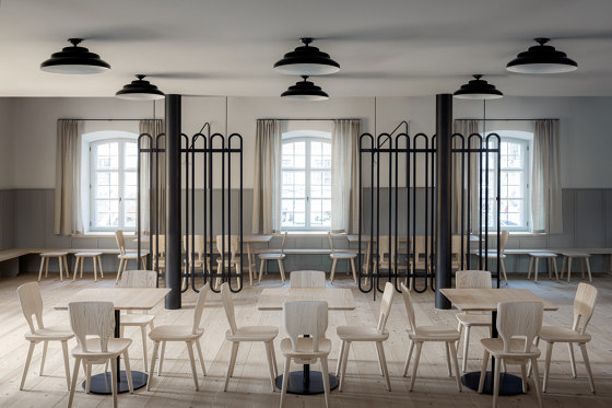 VNA Stool | Stools | Zeitraum