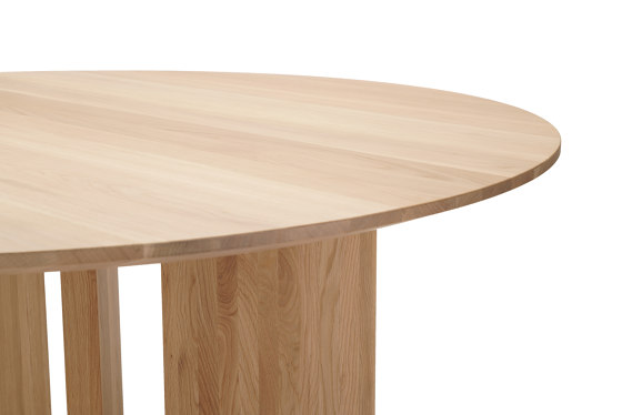 A-DT03 | The RESTAURANG ÄNG | Dining tables | Karimoku Case