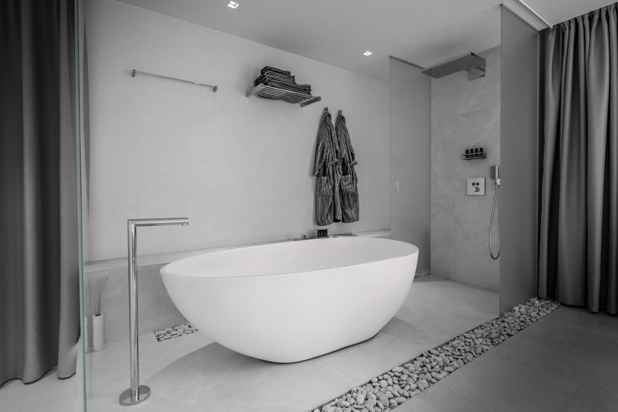 Check in, get naked: the destination hotel bathroom | News